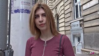 German Scout - Rothaariges teen Mia bei model job gefickt.
