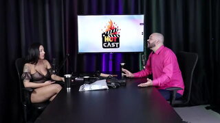 Na Tiv são três sócios com pensamentos diferentes, e querem fazer conteúdos só com negras - Paulo Avelar (Tiv Models) (Sheer/Red).