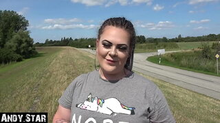 Molliges Mädchen aus Hamburg wird auf dem Deich gefickt. Outdoor cumshot ins Maul.
